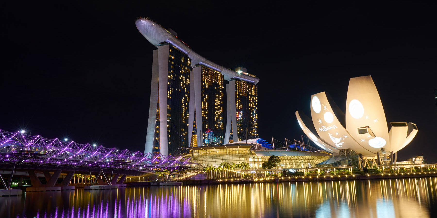 engin_akyurt-singapore-2394659